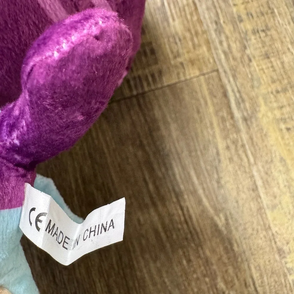 Unbranded plush toy